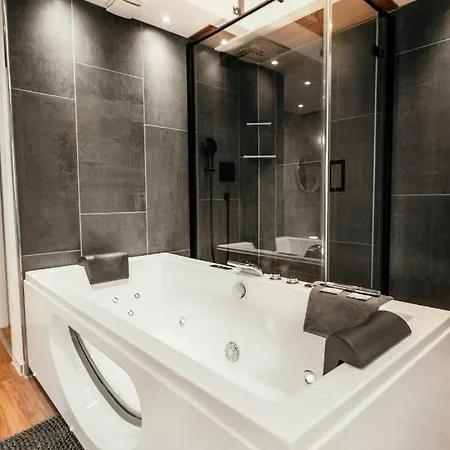 Apartment Luxusloft Timeout With Private *
